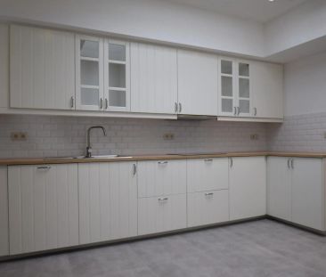 Ruime woning nabij Sint-Amandsplein, vlot bereikbaar - Photo 4