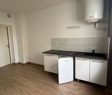 Location Appartement 1 pièce 22m² - Photo 1