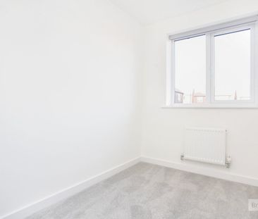 Vitellius Close, NUNEATON - Photo 5