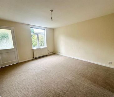 3 Bedroom End Terrace To Let - Photo 2