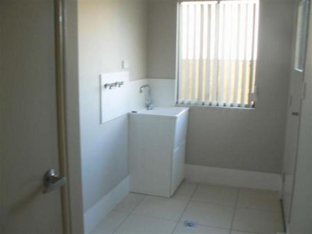 Family Living Near Fraser Coast Anglican College - Urraween - Photo 4