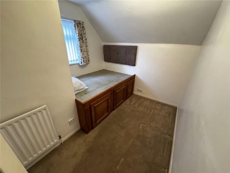 3 bedroom semi-detached house to rent - Photo 5