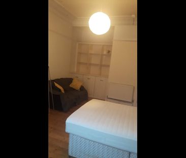 3 Bed Flat, Highburgh Road, G12 - Photo 2