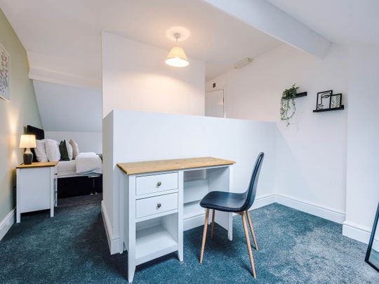 Mount Pleasant (room 5), Middleton, Leeds - Photo 1