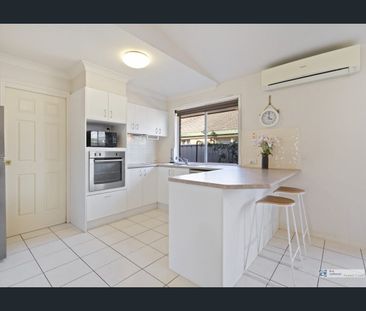 Modern 3 Bedroom Duplex in quiet location - Photo 6