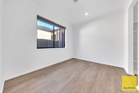 Luxury Upgrades, Unmatched Elegance - A Home That Inspires - Photo 5