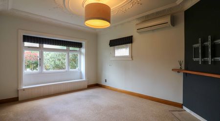 Three Bedrooms - Hospital Area - Photo 3