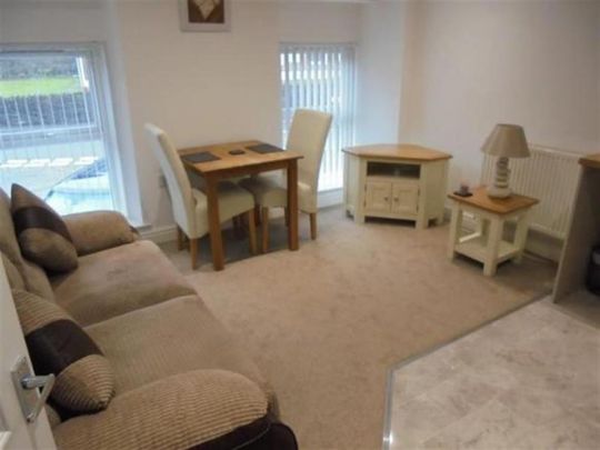 1 bedroom Flat To Let - Photo 1