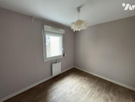 A LOUER APPARTEMENT T2 A LAVAL ENTRE LA GARE ET LE CENTRE VILLE - Photo 4