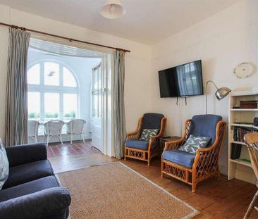 Admiralty Walk, Whitstable, CT5 - Photo 1