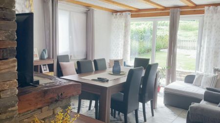 In Grône, Ground floor 3.5 room apartment for rent - Photo 3