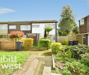 3 bedroom semi-detached house to rent - Photo 3
