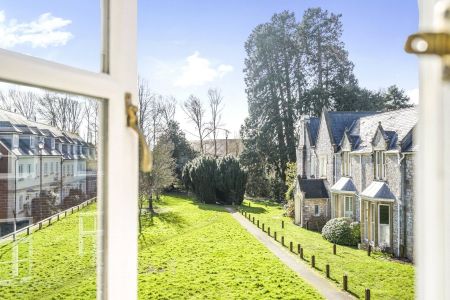 Fleming Way, Exeter, Devon, EX2 - Photo 2