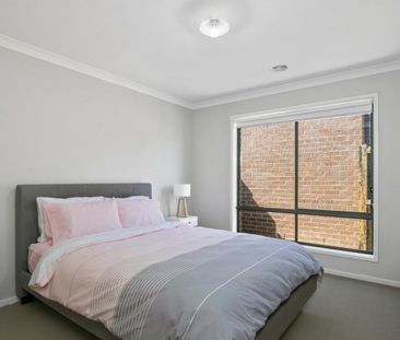 Perfect Family Home! - Photo 6
