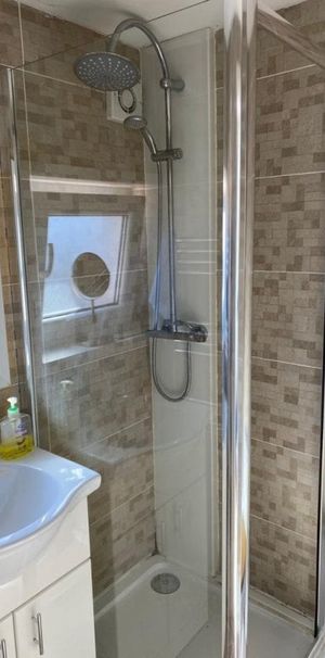 IG1 3SL, ILFORD, Property for rent - Photo 2