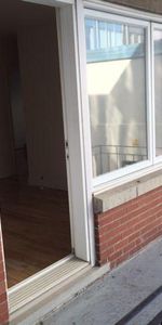 4 1/2 | occupation 1er juillet | Quartier Montcalm - Photo 3