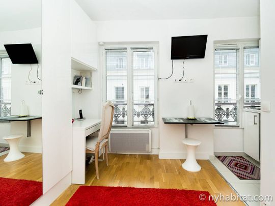 Logement à Paris, Location meublée - Photo 1