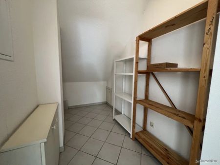 3-ZKB-Wohnung mit Balkon, Stellplatz, Keller im Dachgeschoss zu vermieten - Foto 5