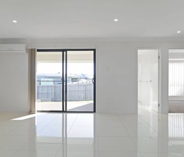 MODERN 2-BEDROOM UNIT IN A SOUGHT AFTER SUBURB - Photo 2