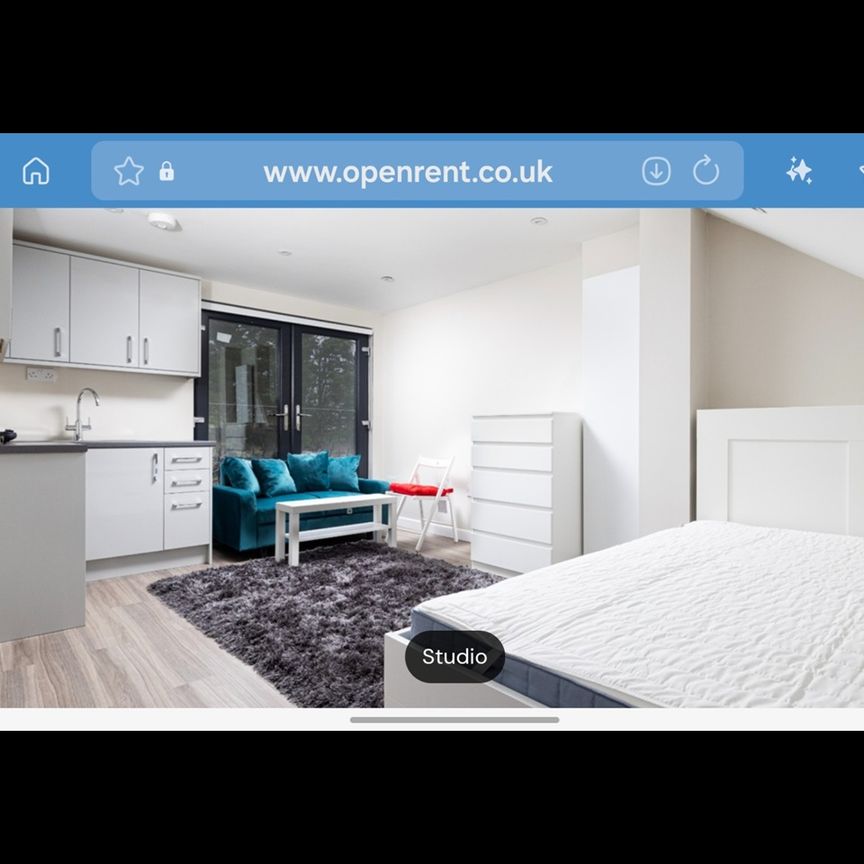 Studio Flat, Watford Way, NW4 - Photo 1