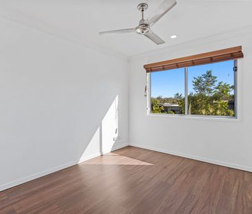 Beautifully Presented Duplex - Photo 4