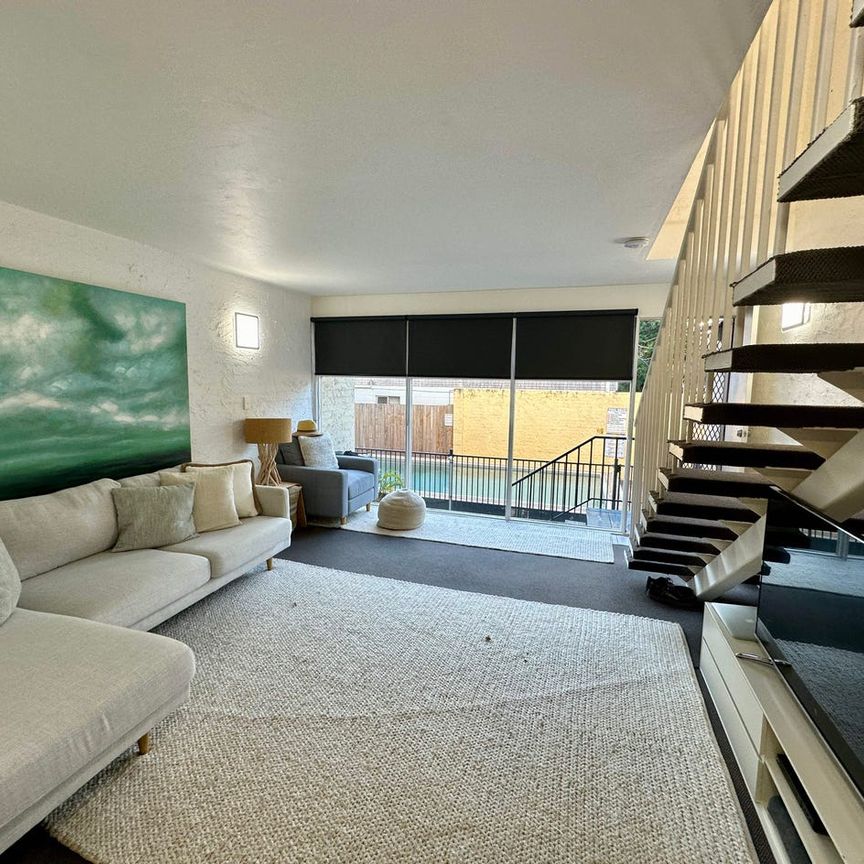 Convenient Coastal Living in the Heart of Surfers Paradise! - Photo 1