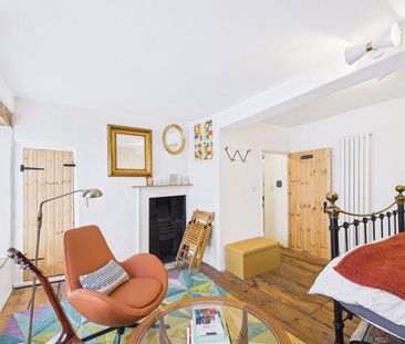 2 bedroom terraced house to rent - Photo 2