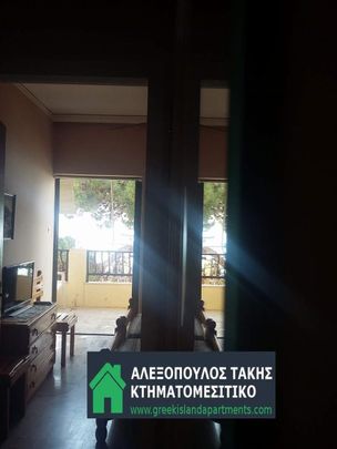 Studio/Γκαρσονιέρα για ενοικίαση - Πόρος, - Φωτογραφία 1