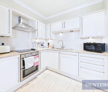 2 bedroom Flat To Let Total Size: 868 SQ FT - Photo 6