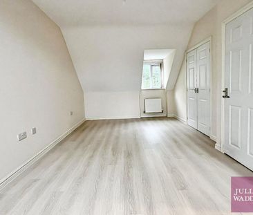4 bedroom semi-detached house to rent - Photo 5