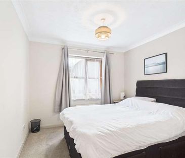 Wilton Hill Court, Wilton Road, Redhill, Surrey, RH1 - Photo 4