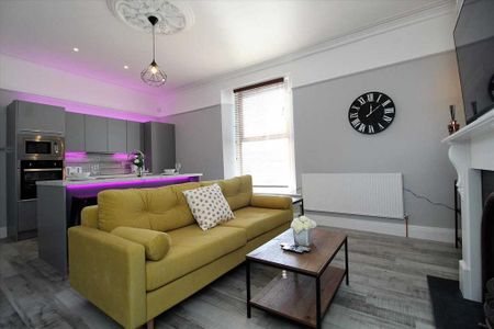 3 bedroom house share to rent - Photo 4