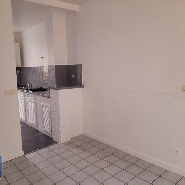 Location Appartement 2 pièces 35m² CORBEIL ESSONNES 91100 - Photo 2