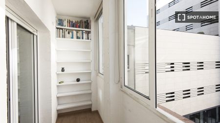 barcelona, Catalonia 08001 - Photo 3