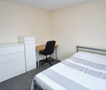 21 Blackbrook Road - Photo 2