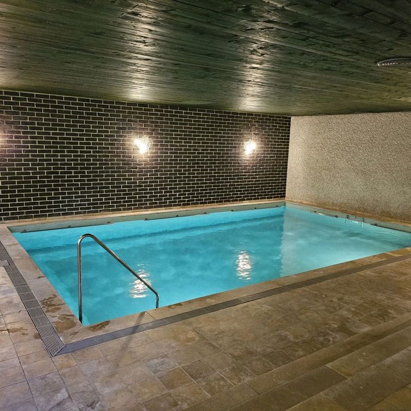 Grosszügige 2.5-Zimmerwohnung an zentraler Lage - Photo 1