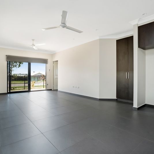 2/3 George Street, Johnston, NT 0832 - Photo 1