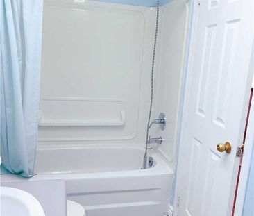 For Lease - 276 Parkwood Avenue Unit# Bsmt, Georgina, Ontario - Photo 6