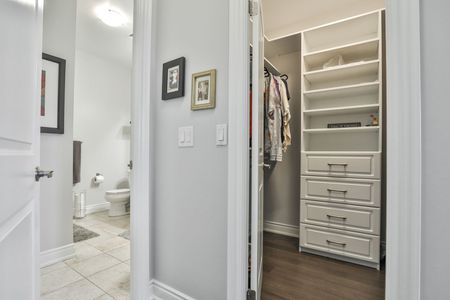 For Lease - 205 Lakeshore Road Unit# 408, Oakville, Ontario - Photo 4