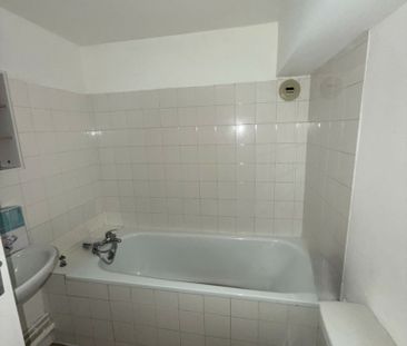 T2 duplex de 30m² – Centre-Ville – LIMOGES – LOCATION – BEGIP - Photo 3