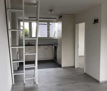 Rent a 4 ½ rooms duplex in Oberglatt - Photo 5