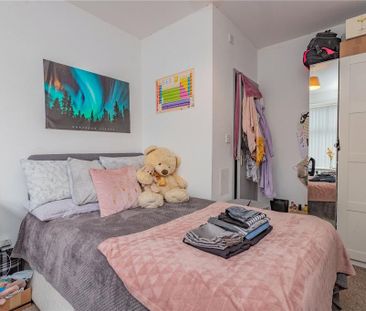 6 bedroom house to rent - Photo 3