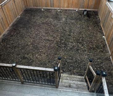 For Lease - 902 - A Pinecrest Road, Britannia Heights - Queensway T... - Photo 3