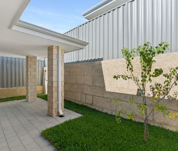 Private, Practical, and Perfectly Positioned - Photo 4