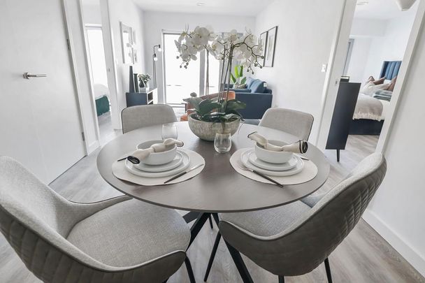 2 bedroom apartment to rent - Photo 1