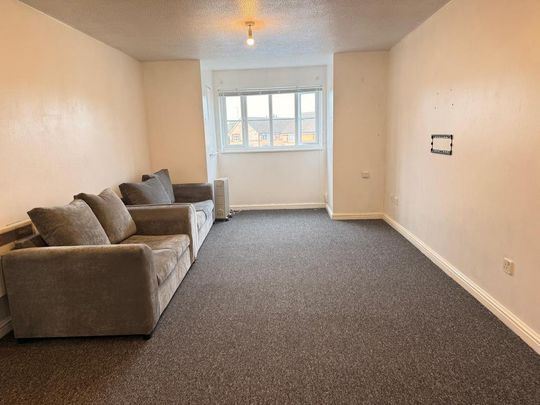 2 bedroom flat to rent - Photo 1