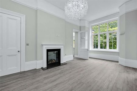 A newly refurbished ground floor two bedroom apartment in the Lavershot Hall development. - Photo 5