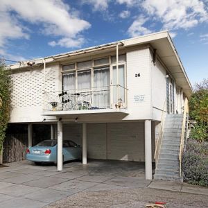 FANTASTIC ONE BEDROOM APARTMENT WITH BALCONY - Photo 3