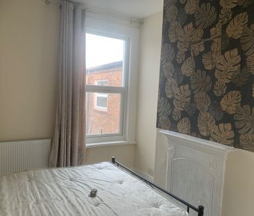 2 Bed Maisonette, Cecil Road, TW3 - Photo 5