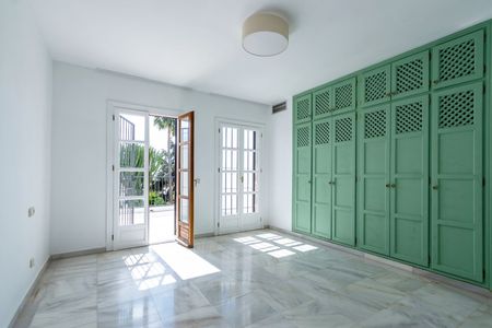 Townhouse in Nagüeles - Foto 2